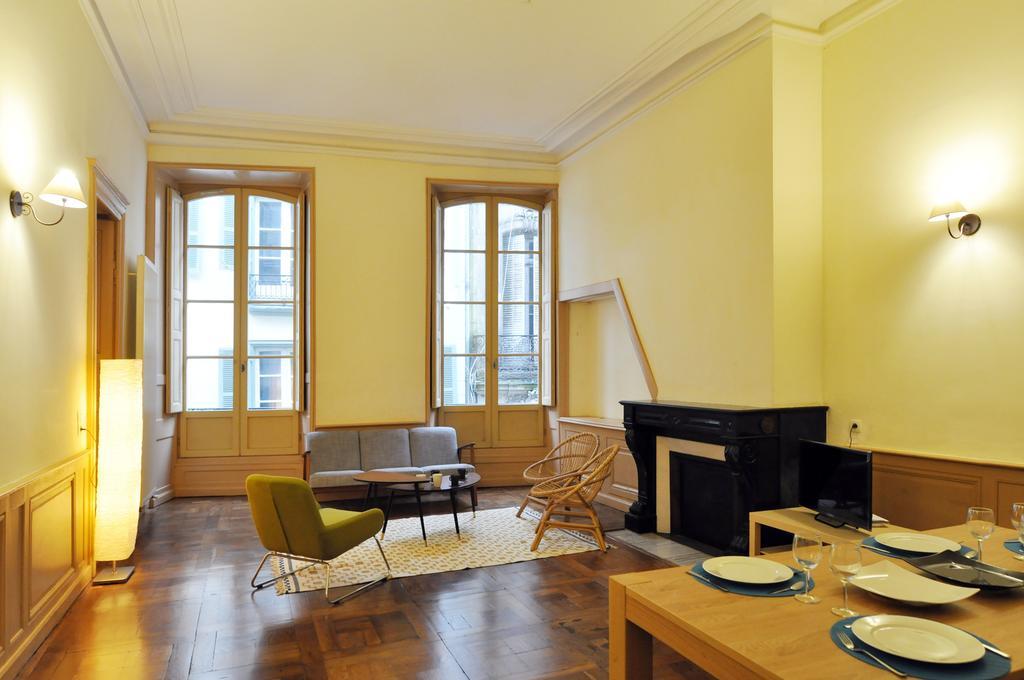 Amirauté Royale Apartamento Bayona Habitación foto